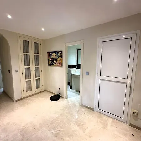 Apartment Spacious In San Roque Golf Club